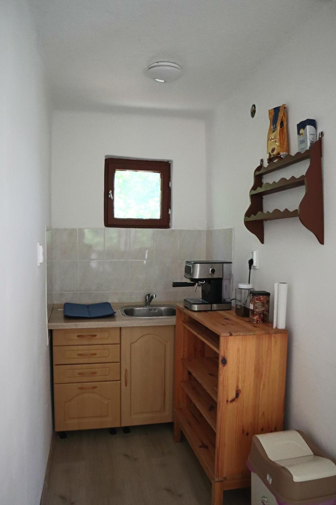 Madarles Vendeghaz Villa Abaliget Bagian luar foto